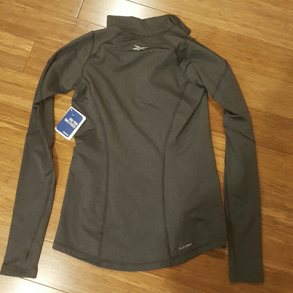 NWT Reebok half-zip pullover - Picture 3 of 3